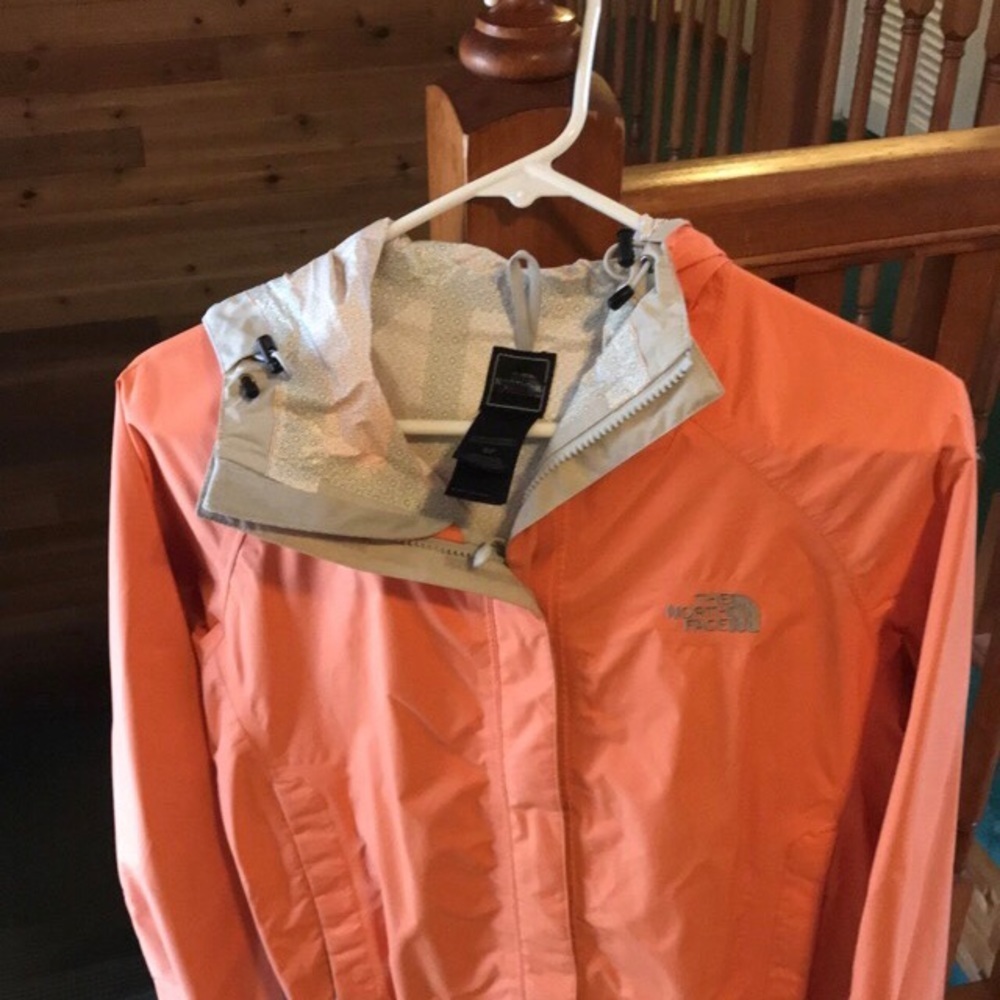 The Women’s  The North Face Jacket Outdoor